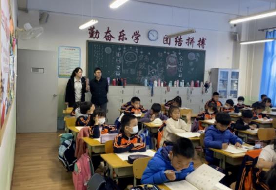 內(nèi)蒙古師范大學(xué)深入北京市朝陽區(qū)博雅學(xué)校進行訪企拓崗交流