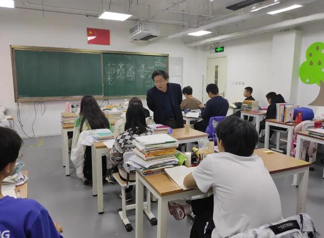\(chng)(gu)Z(y)W(xu)У鱤W(xu)Ժn3